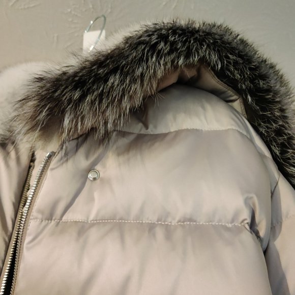 Fox trimmed winter jacket - Picture 4 of 5